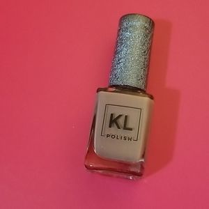 Kl polish zoey